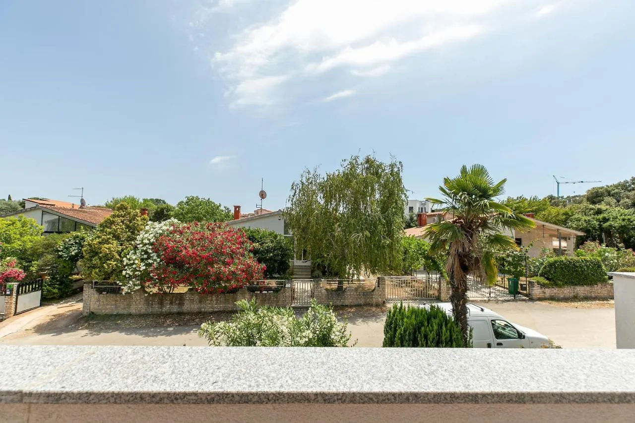 Apartments Korana Pula