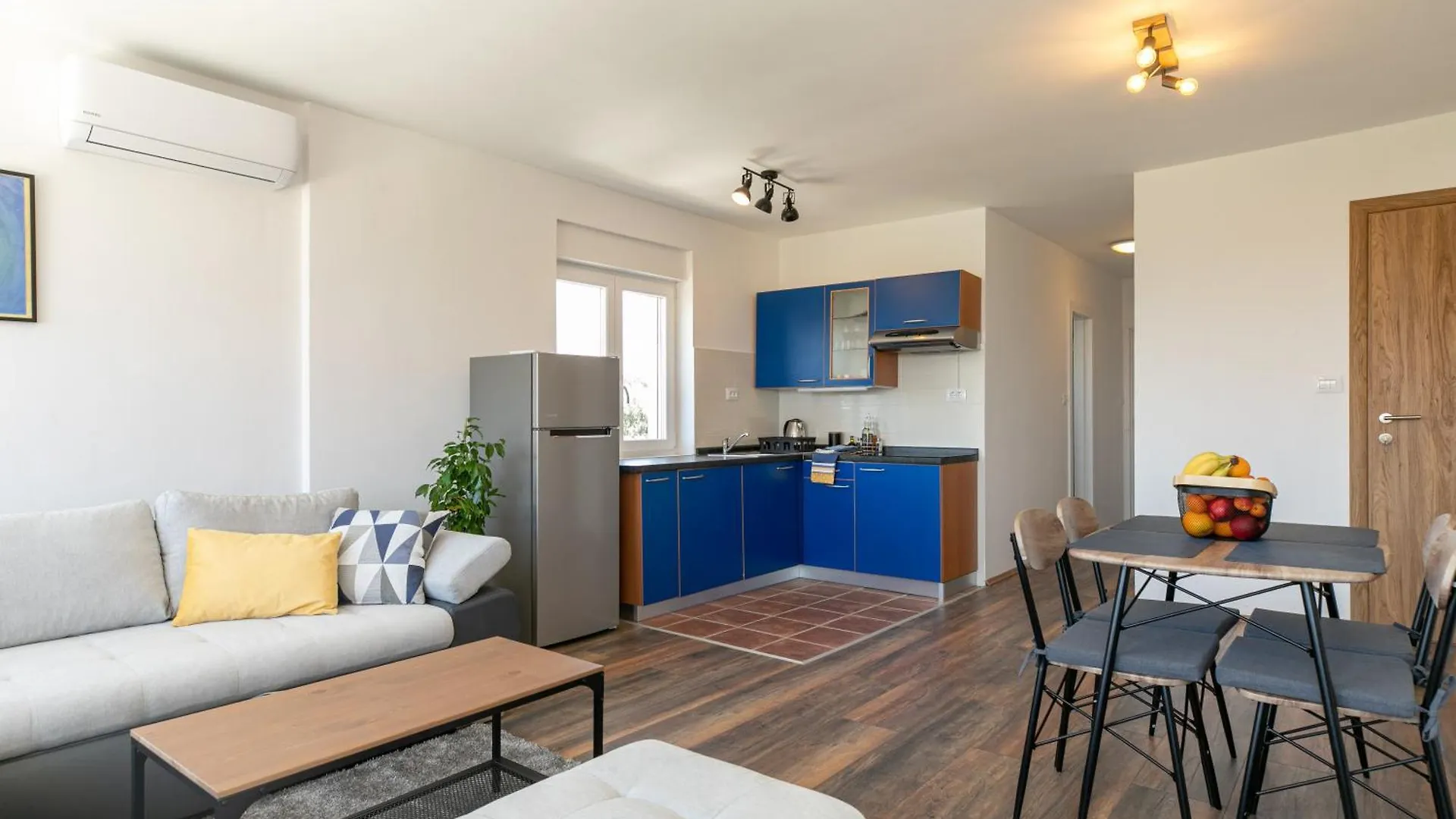 Apartments Korana Pula Croatia